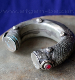Традиционный афганский браслет. Афганистан или северо-западный Пакистан (долина 