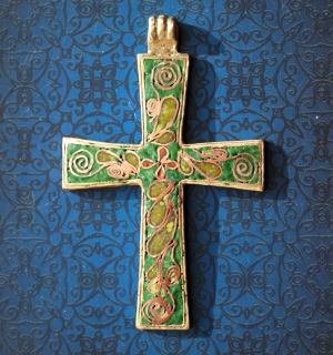 Авторская реплика-реконструкция средневекового креста по мотивам традиций двоеве