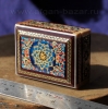 Деревянная шкатулка с инкрустацией "Хатам" с миниатюрной росписью